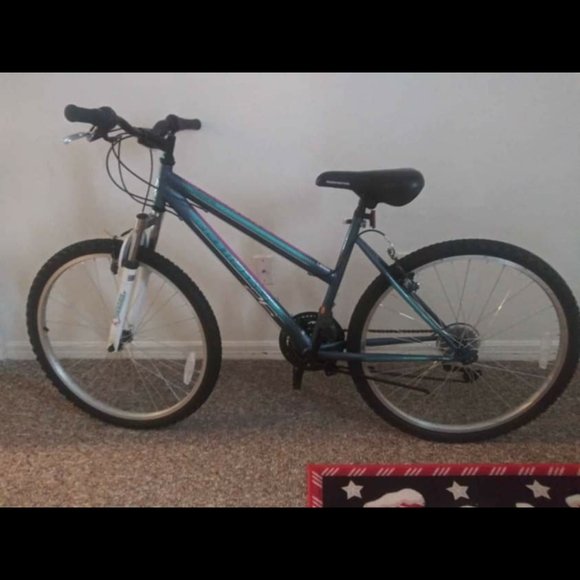 Bike - Picture 1 of 1